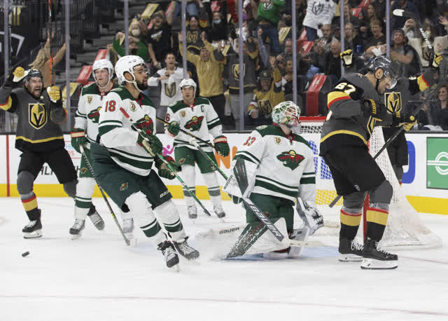 Las Vegas Review Journal Sports | Pacioretty, Janmark lead Knights in closing out the Wild