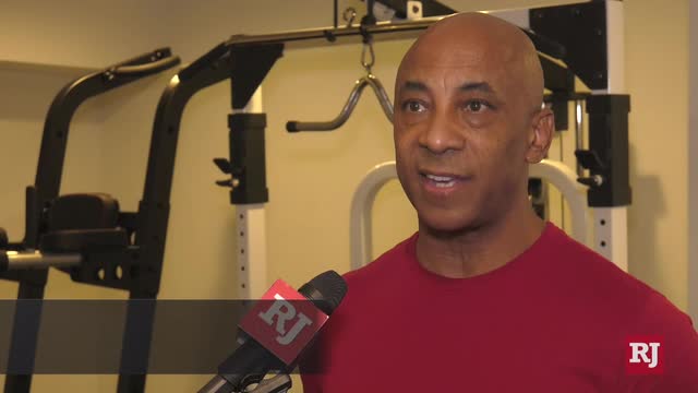 Las Vegas Review Journal Sports | Former Denver Bronco opens rehab facility