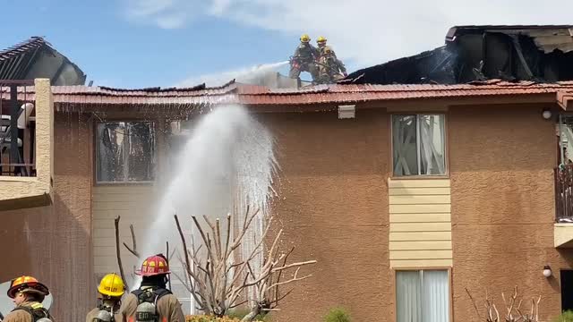Las Vegas Review Journal News | Crews battle fire at Twain Estate Apartments