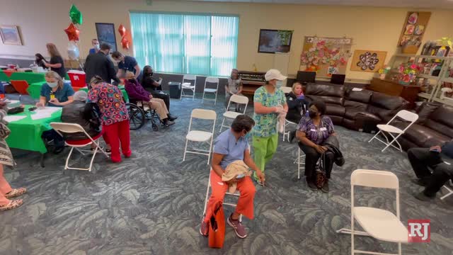 Las Vegas Review Journal News | Seniors get vaccinated at daycare facilities