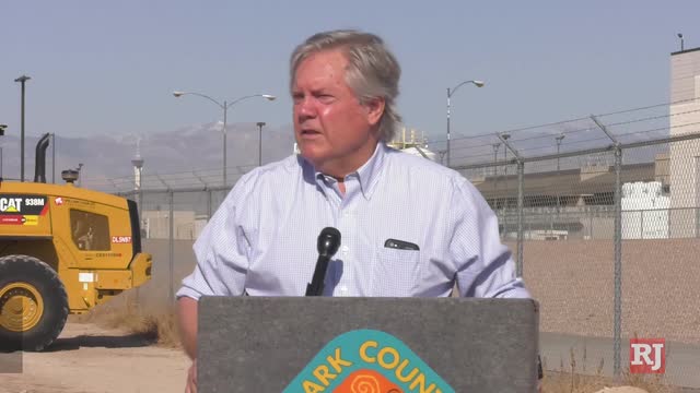 Las Vegas Review Journal News | Commissioner, officials start Desert Inn Road project