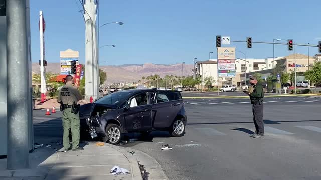Las Vegas Review Journal News | Car crash at Flamingo & Durango