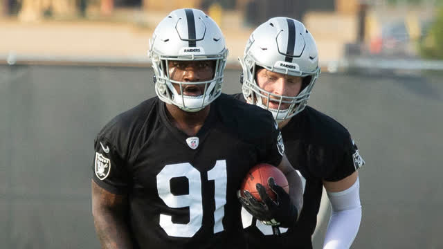 Las Vegas Review Journal Sports | Ngakoue says he and Crosby are the “best duo”