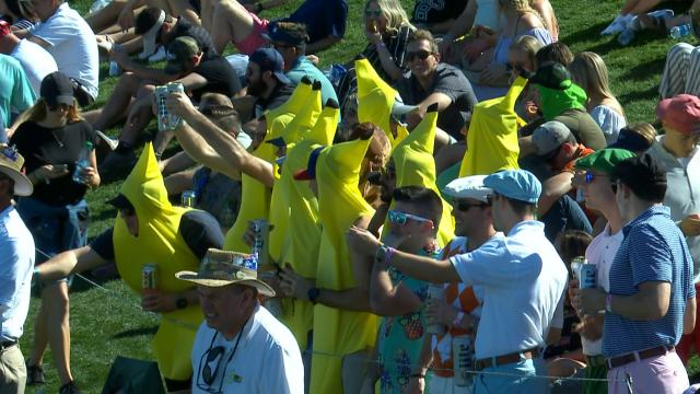 Simpson’s unseen ace, Finau’s near Kobe dunk and Rickie revs up the fans
