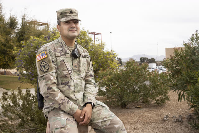 Las Vegas Review Journal News | Nevada National Guard soldier becomes online celebrity