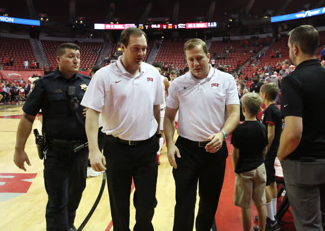 Las Vegas Review Journal Sports | UNLV hires new basketball coach