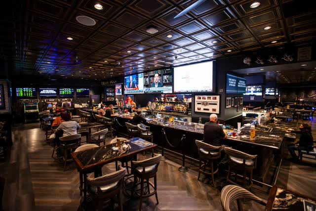 Las Vegas Review Journal Sports | Record $3B wagered on sports in legal US sportsbooks in Oct.