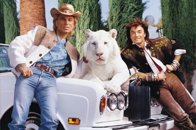 LVRJ Entertainment 7@7 | New Siegfried and Roy podcast delves ‘behind the scenes’