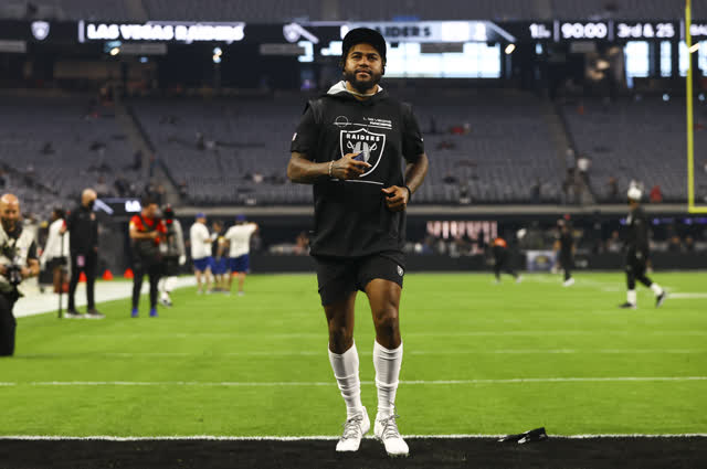 Las Vegas Review Journal Sports | Coach: Jackson feeling more comfortable in Raiders offense