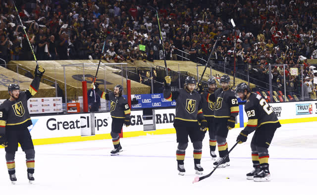 Las Vegas Review Journal Sports | Knights even out series against Avalanche