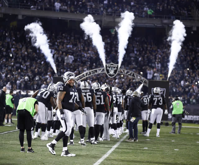 Las Vegas Review Journal Sports | Donald Penn retires with Raiders