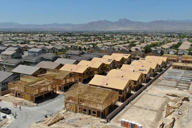LVRJ Business 7@7 | Clark County expected to grow by 1M people by 2060