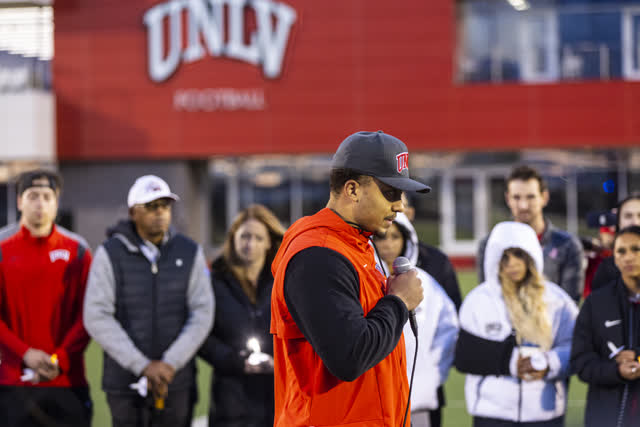 Las Vegas Review Journal Sports | UNLV Honors Memory of Football Player