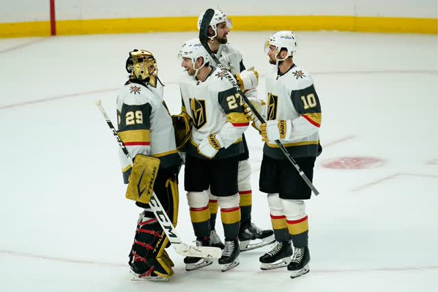 Las Vegas Review Journal Sports | Marc-Andre Fleury moves into 4th place on all-time wins list