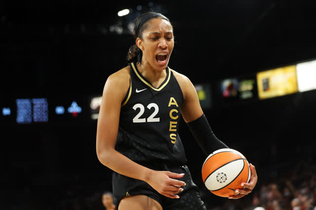Las Vegas Review Journal Sports | Aces’ A’ja Wilson voted 2022 WNBA Defensive Player of the Year