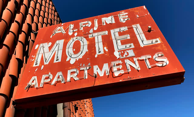 Las Vegas Review Journal Sports | Alpine Motel Apartments fire one year later