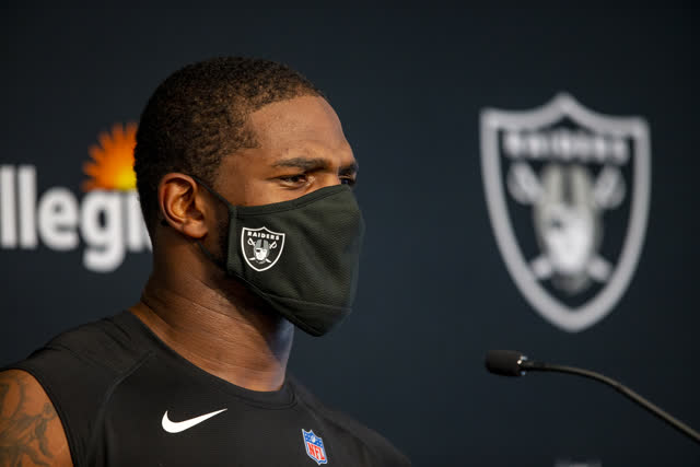 Las Vegas Review Journal Sports | Raiders’ Denzel Perryman considering COVID vaccination