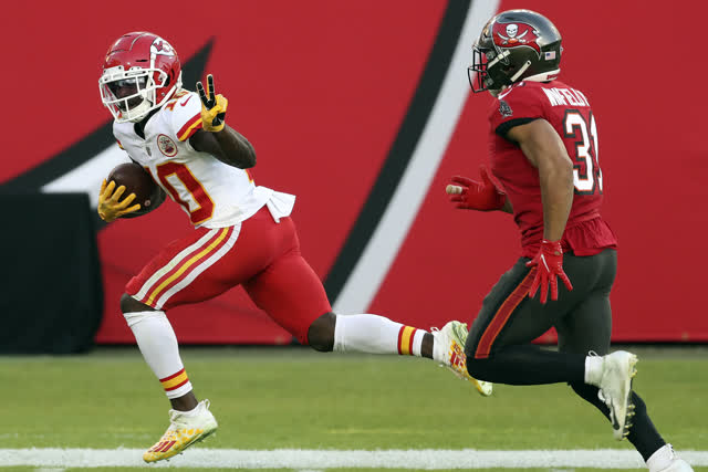 Las Vegas Review Journal Sports | Tyreek Hill says the Chiefs’ work isn’t done