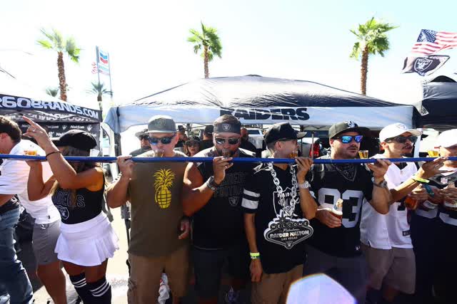 Las Vegas Review Journal Sports | Raider Nation shows up for Monday Night Football