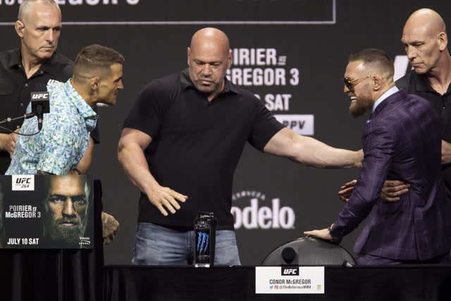Las Vegas Review Journal Sports | Poirier says McGregor’s aura “isn’t there anymore”
