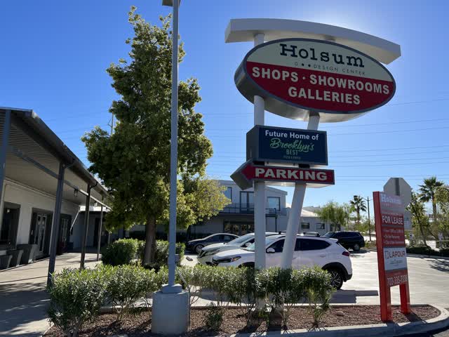 LVRJ Business 7@7 | Former bakery building up for sale in downtown Las Vegas