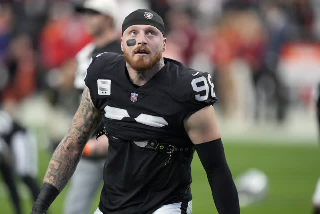Las Vegas Review Journal Sports | Maxx Crosby Speaks on Locker Clean Out Day