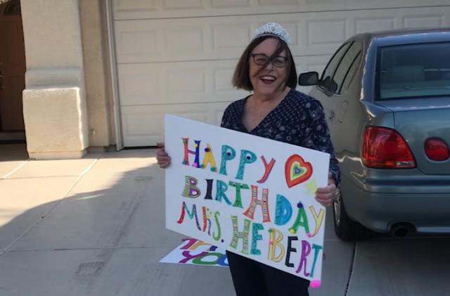 Las Vegas Review Journal News | Third graders throw birthday parade for teacher – VIDEO