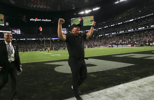 Las Vegas Review Journal Sports | Raiders open with thrilling OT win on Monday Night Football