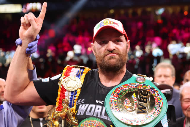 Las Vegas Review Journal Sports | Tyson Fury defeats Deontay Wilder for heavyweight title