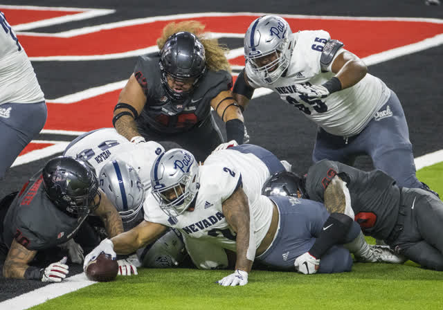 Las Vegas Review Journal | UNLV drops the ball to UNR in Allegiant Stadium debut