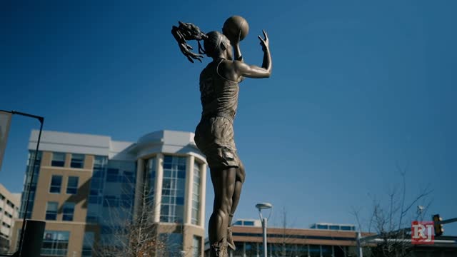 Las Vegas Review Journal Sports | Gamecocks honor Aces’ A’ja Wilson with a statue