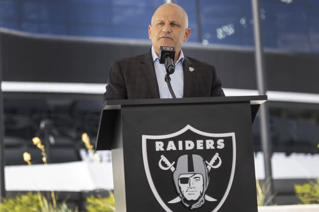 Las Vegas Review Journal Sports | How to park, get to and tailgate at Allegiant Stadium