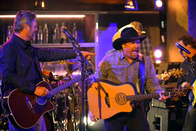 Las Vegas Review Journal Entertainment | Garth Brooks reschedules Allegiant Stadium show again