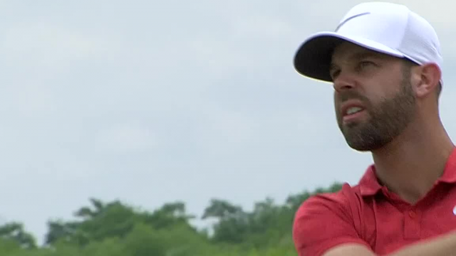 Kevin Tway’s 239-yard approach from the rough sets up birdie putt at AT&T Byron Nelson