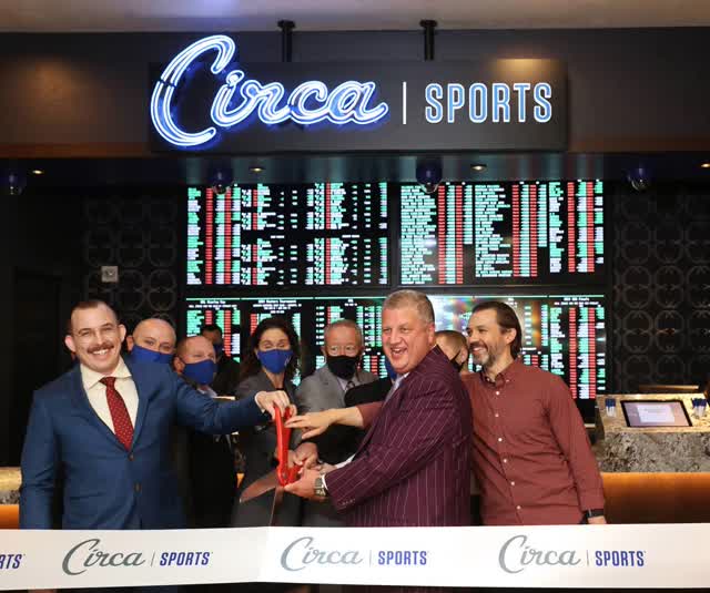 Las Vegas Review Journal News | Circa Sports opens sportsbook at Tuscany Suites