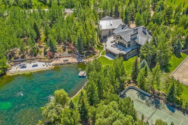 Las Vegas Review Journal News | Hsieh’s family plans to sell Park City real estate