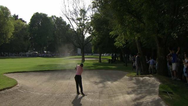 Today’s Top Plays: Tiger Woods’ fantastic bunker shot leads Shots of the Week